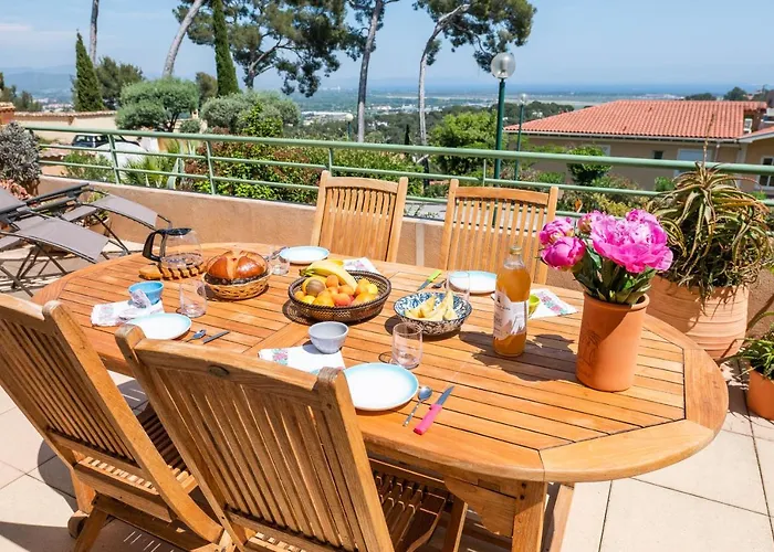 La Cle Vue Mer, Clim, Terrasse, Parking A * Йер